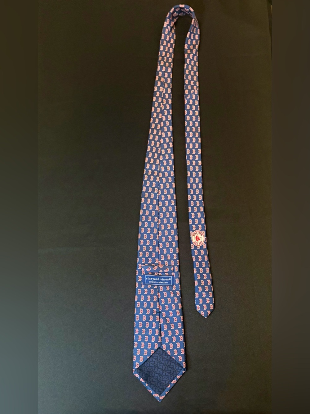 MLB Boston Red Sox Silk Tie Custom Collection Vineyard Vines - Picture 5 of 11